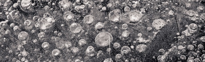 Frozen Bubbles